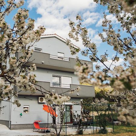 פודסטראנה Apartments Essentia מראה חיצוני תמונה