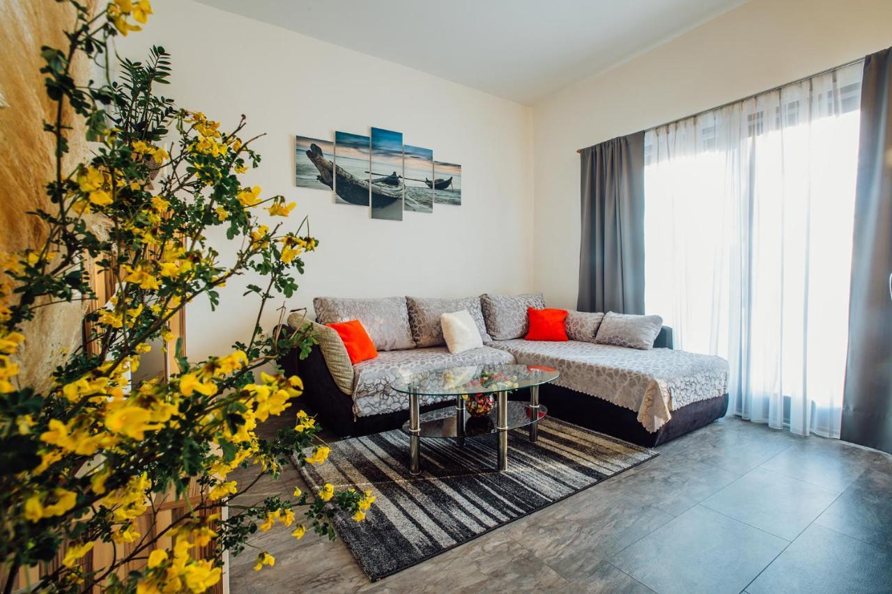 פודסטראנה Apartments Essentia מראה חיצוני תמונה